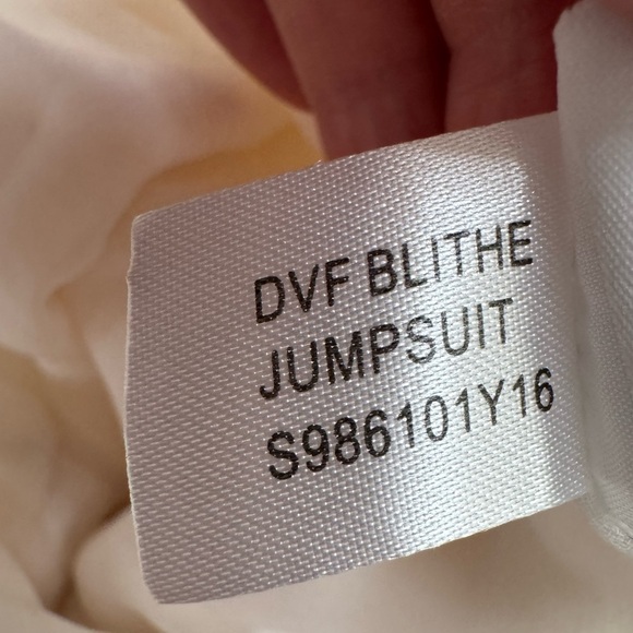 Diane von Furstenberg DVF Blithe Womens 100% Silk Halter Jumpsuit Sz 2 Old Money - Picture 10 of 11